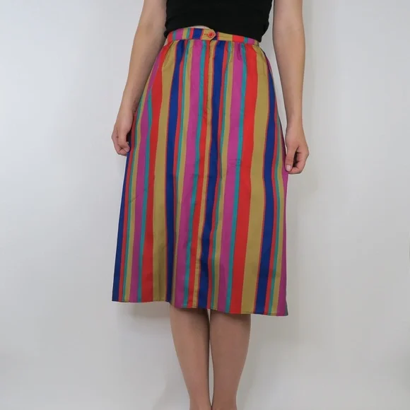 Exclusive of Ornamentation Skirts Vintage 7s Exclusive Of
